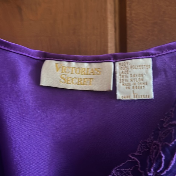 Victoria secret slip top - Picture 3 of 3